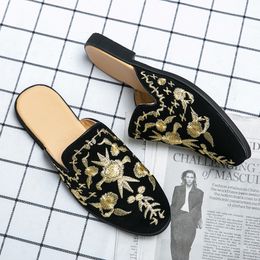 Half Men Fashion Slipper Shoes Black Faux Suede Personality Floral Embroidery Slip-on Baotou Sling Heel Comfortable Casu 6001