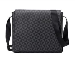 2023 Briefcases handbags wallet fashion light Brown flower handbag one shoulderA messenger bags Hots small square package Shoulder bag black