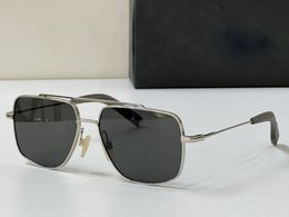 Silver Grey Square Sunglasses for Men Pilot Sunnies Glasses Summer Designer Glasses Shades Occhiali da sole Pupular Styles