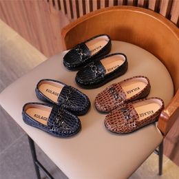 Sneakers Children Leather Shoes for Toddlers Boys Medium Kids Kindergarten Casual Loafers with Metal Chains Chic Fashion Moccasins 2130 220924