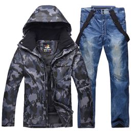 Men STRINDSuits Men do inverno Camuflage Terno de esqui quente Provércia de vento com trajes ing masculino Esporte de snowboard de esporte ao ar livre calças 220926