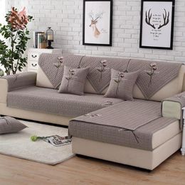 Cubiertas de silla bordado floral de rosa roja gris algodón acolchado cubierta de sofá seccional para sala de estar fondas de couch cama sp5285