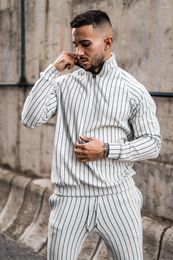 Erkek Trailtsits Erkekler 2022 Sonbahar Kış Stripe Uzun Kollu Pantolon Sıradan Erkekler Set ve Field Sports Jogging Pantolon Takım Markası