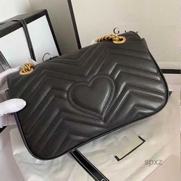 Evening Bags 2022 Shoulder Bag Cross Body Bags Fashion Women Chain Handbag V Pattern Tote Lady Flap Hasp Purse Leather Banquet Black White Wallet Cell Phone Pocket