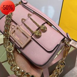 Designer Bags 2022 New Fashio nable Trend Double Shoulder Cover Luxury Buckle Bright Face Colourful Chain Tote Factory Direct Sale purses ladies handbags