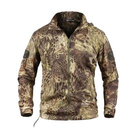 Men's Jackets Military Jacket Waterproof Airsoft Quick Dry Tactical Skin Jacket Men Sunshade Hooded Camouflage Ultra Light Thin Windbreaker T220926