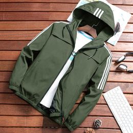 Men's Jackets New Mens Bomber Jacket Casual Hooded Spring Autumn Windbreaker Hip Hop Harajuku Streetwear Male Zipper Jacket Coat Outwear m-4XL T220926