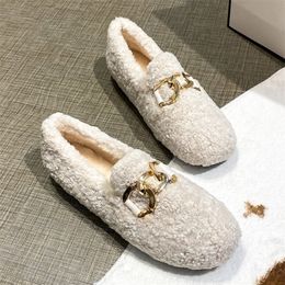 Dress Shoes Chain Lambswool Flats Moccasins Femme Slip On Plush Winter Ladies Curly Furry Loafers Women Creepers Zapatos Plus Size 43 220926