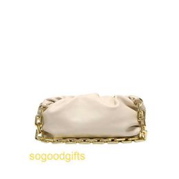 A YD Pouch Designer Bag Bottegss Handbags Women Venetss Clutch bags Chain Cloud Bag 2023 Summer New Shoulder Soft Leather