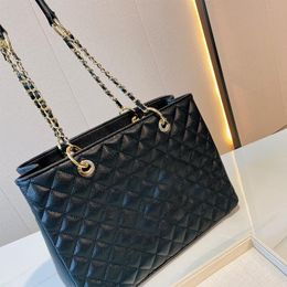 2022 High-Quality Tote Bag Leather Rhombus Quilted Classic fashion Name Famous Designer Handbag Black Large Capacity Commuter Street