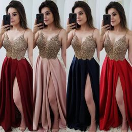 2022 Sexy Prom Dresses Lace Appliques Crystal Beads Spaghetti Straps Satin Floor Length Side Split Evening Party Gowns Special Occasion Wears