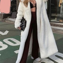 Women's Fur Faux Winter Long White Coat Women Fluffy Warm Oversized Lapel Loose Plush Jacket Lady Korean Fashion Streetwear Coats 220927