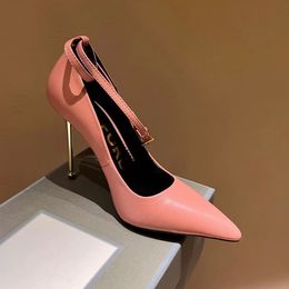 For Womens Shoes Pumps Factory Shoes Luxury Designer Metal Lock Decorate Buckle Pointed Toes 100% Cowhide Gold Heels High Heeled