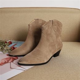 Boots Winter Classic Chelsea Mulher Suede pontiaguda de dedo do dedo do p￩ salto no salto do tornozelo MUJER MUJER 35-43 220926