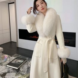 Womens Fur Faux fur collar cashmere coat womens autumn and winter Korean version long slim wool women senior 220927