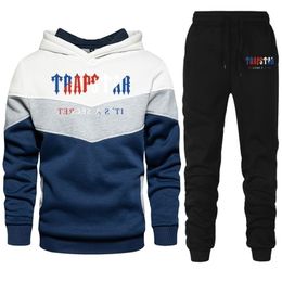 Men's Tracksuits Brand TRAPSTAR Printed Sportswear Men Warm Two Pieces set Loose hoodie sweatshirt pants Hoodie jogging 220928