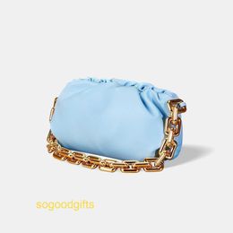 A YD Pouch Designer Bag Bottegss Handbags Women Venetss Clutch bags Wind atmosphere thick chain large capacity magnetic clip