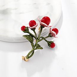 Brooches Flower Brooch Trendy Enamel Pine Shape For Women Coat Accessories Design Green Leaf Cherry Lapel Pin