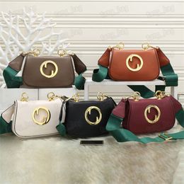 Top Designer Crossbody Bag Luxurys Designers Handbag with two Shoulder Strap Purse Shoulders Women Cross body bags