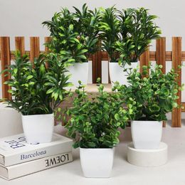 Decorative Flowers Eucalyptus Potted Plant Mini Artificial Plants Lifelike Green Faux Ornaments For Office Table Bathroom Greenery Room Home