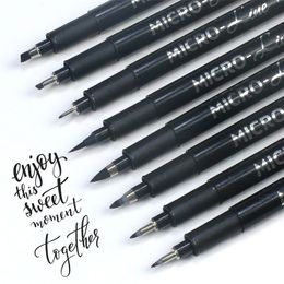 Markers 8Pcs/Set Calligraphy Pen Line Hand Lettering s Fineliner Pigma Micron pen Drawing For Design Art Supplie 220929