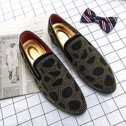 Shoes British Loafers Men Handmade Rhinestones PU Personality Ladybug Pattern One Pedal Business Casual Wedding Nightclu 6059