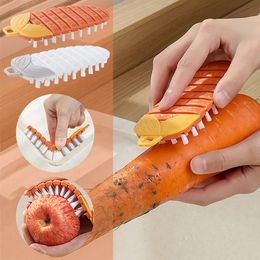 Bendable Fruit Vegetable Cleaning Brush Home Kitchen Multifunctional Silicone Brush Cucumber And Carrot Washing Tools Gadgets 929