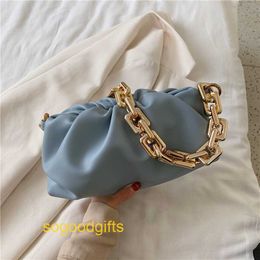 A YD Pouch Designer Bag Bottegss Handbags Women Venetss Clutch bags 2023 New South Korean version Net Red Xiaojing Same style Thick Chain Pleated