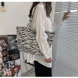 Evening Bags Women's Tote Shoulder Bag Fashion Large Capacity Canvas Handbag For Women Designer Zebra Striped 2022 Female Shopper