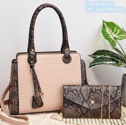 Factory direct women shoulder bag elegant atmosphere contrast retro stone leather backpack personality snake handbags classic printed handbag 3 styles