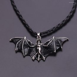 Pendant Necklaces 2022 Realistic Bat Necklace Halloween Horror Gift. Gothic Twist Rope Fashion Jewelry