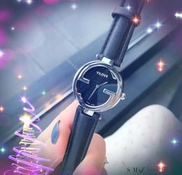 Factory quality Women Small G Shape Quartz Watches Genuine Leather Bracelet Imported Crystal Mirror Multi Colour Wristwatches Clock Table reloj de lujo