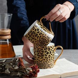 Mugs Luxury Ceramic Bone Leopard Coffee Cup Set Convenient Porcelain Milk Creative Golden Phnom Penh Tea With Spoon Gift