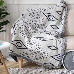 Blankets Picnic Outdoor Fancy Knitted Pography Prop Blanket Luxury Sofa Cover For Living Room White Black Throw Nordic Style