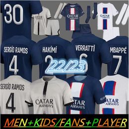 2022 2023paris Mbappe #7 Hakimi 30 10 Fans Spieler 22 23 Fußball -Trikotssey Sergio Ramos PSGS Football Shirts Shirt Marquinhos Verratti Icardi Uniform Kids Kit Sets