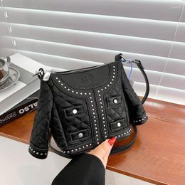 Evening Bags Brand Bolsa Feminina Luxury Rivet Shoulder Bag For Women 2022 Jacket Handbags Purse Designer Ladies Punk Style Crossbody