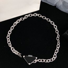 Designer Bracelet for Women Sier Pendant Necklaces Designers Luxury Jewellery Black Triangle Necklace Bracelets Wedding Brands p 22093007