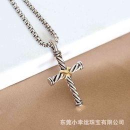 Jewellery Accessories Twisted X Cross Necklace Sliver Men Women Necklaces High Quality Luxury Designer Thread Pendant Fashion Line Retro Wear Birthday Gift 0HKC