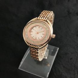Boutique Fashion Armband Ultradünn Gold Watch Kleid Marke Watch Ladies and Ladies Angel Model Ladies Diamond Watch280f