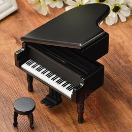 Decorative Objects & Figurines Home Adorn Wooden Music Box Creative Black Simulation PIANO Room Decoration Hand Cranked Musical Girlfriends