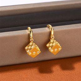 2022ss INS Niche Design Simple Dice Earrings Stud Copper Gold-Plated Micro-Set Zircon Fashion All-Match Jewellery Accessories Gifts