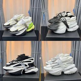 Balmais Yacht Top quality Unicorn Shoes Designer Casual Iron Shoes Boat Platform Couples Top Quailty Running Shoes Yuan Universe Low Help Daddy Neoprene Leather Sne