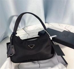 Nylon Evening Bag Wallets Designer Women Luxurys Designers Bagsdesigner handbags Multi Pochette Shoulder Plain Black Fashions mini bags Bucket Crossbody Bag