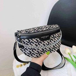HBP Aesthetic Embroidery Plaid Waist Bags for Women Canvas and Pu Waist Packs Female Chain Fanny Pack Wide Strap Crossbody Chest Bag 220809