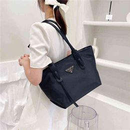 New triangle classic versatile canvas one shoulder large capacity tote bag shopping nylon portable Purses clearance sale