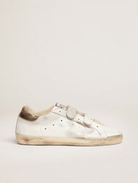 Suele de zapatos sucios dise￱ador lujoso italiano vintage de zapatillas de cuero blanco de la vieja escuela con lentejuelas de platino xx y forro de oveja