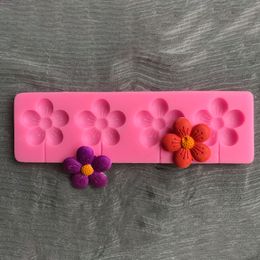 Cherry Blossom Shaped Liquid Fondant Chocolate Cake Silicone Mould Soft Clay Drop Glue Plaster Mould 1222883
