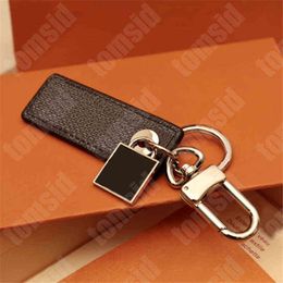 bai cheng Luxurys Keychain Couple Key Chain Key Ring Holder Brand Designers Key Chains Stainless Steel Fashion Men Women Car Bags Keychains Keyrings