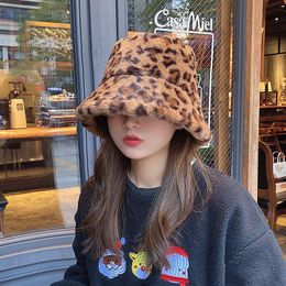 Winter Cow Leopard Faux Fur Fluffy Bucket Hats Women Outdoor Warm Sun Hat Soft Velvet Furly Fisherman Cap Lady Fashion Panama Y220818