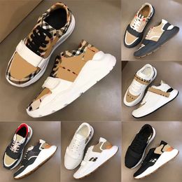 Sneaker designer Casul Scarpe Classiclattice a strisce Luxuy Sneaker vintage Uomini da donna Piattaforma Flats Flats Leather Brand